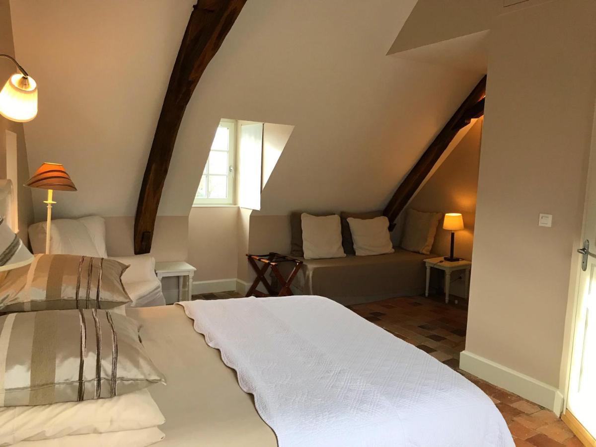 Le Grand Presbytere De Beaulieu Bagian luar foto